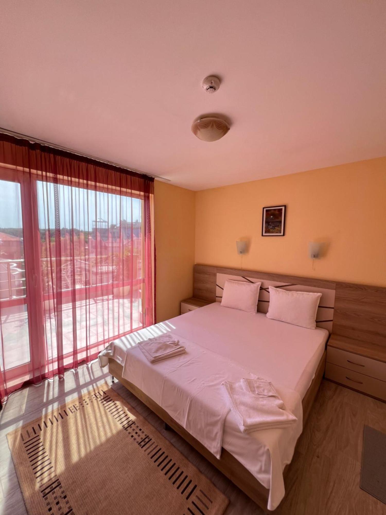 Hotel Damyanoff Лозенець Екстер'єр фото